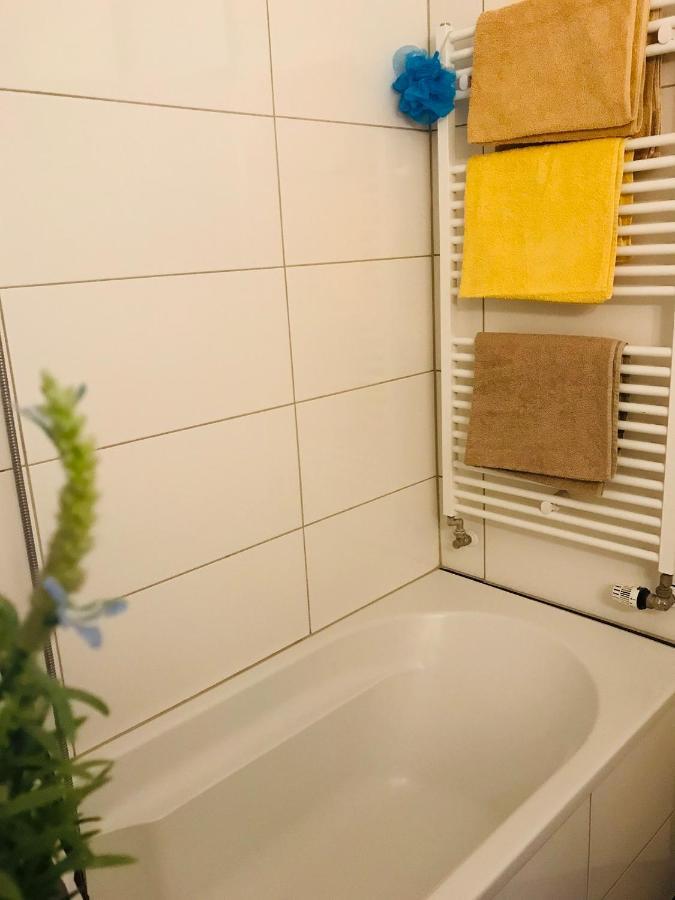 Messe Apartment Koeln West Exterior photo
